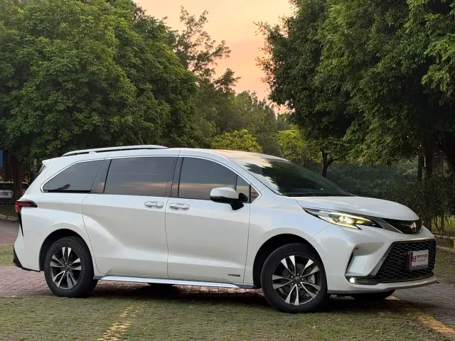 Toyota Granvia — Фото автомобиля 8