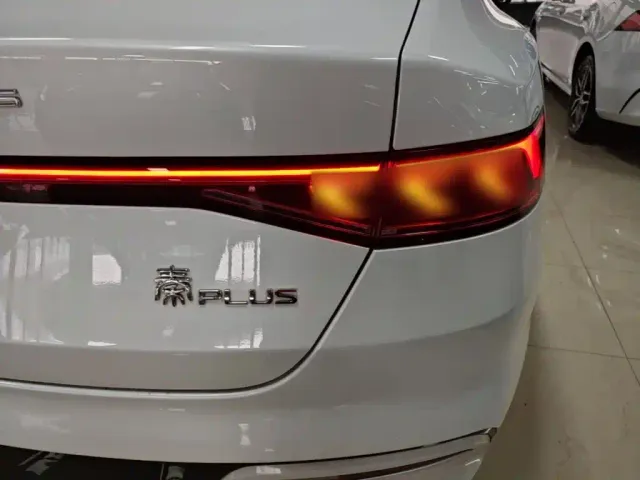 BYD Qin PLUS — Фото автомобиля 7
