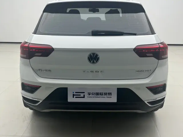 Volkswagen T-Roc — Фото автомобиля 5