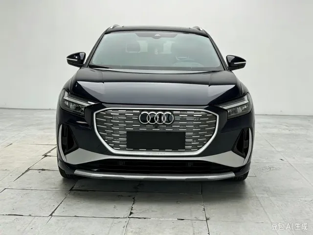 Фотография автомобиля — Audi Q4 e-tron