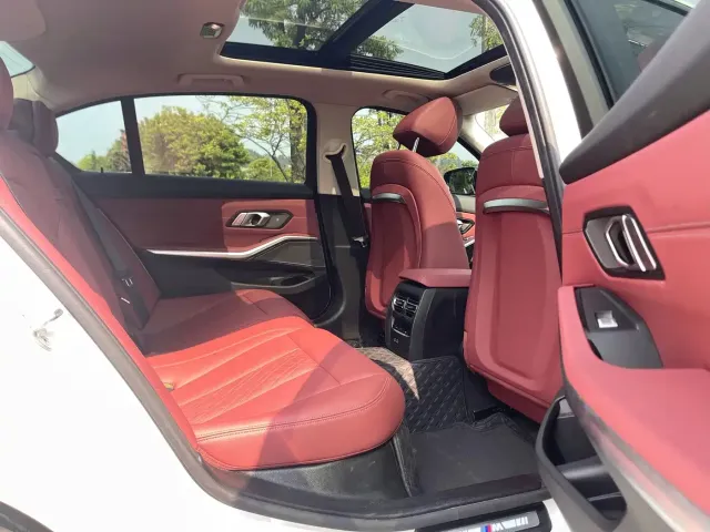 BMW 3 Series — Фото автомобиля 14