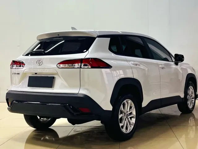 Toyota Frontlander — Фото автомобиля 7