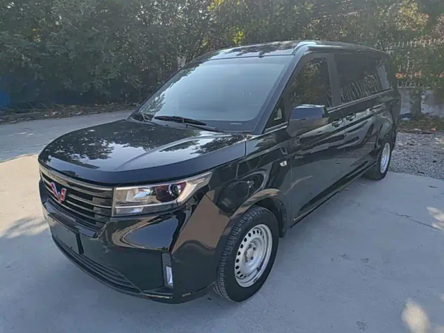 Фотография автомобиля — Wuling Zhengcheng