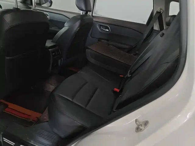 Nissan X-Trail — Фото автомобиля 13