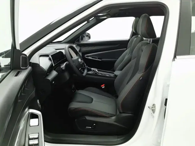 Geely Boyue — Фото автомобиля 10