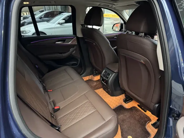 BMW X3 — Фото автомобиля 19