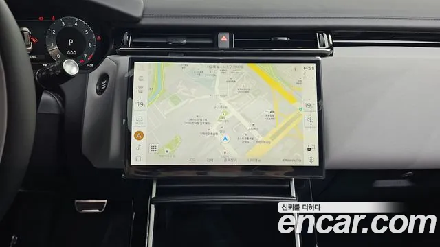 Land Rover Range Rover Velar Range Rover Velar 2.0 P250 Dynamic SE — Фото автомобиля 14
