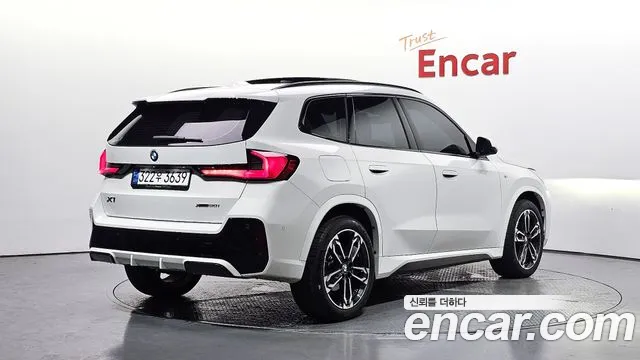 BMW X1 — Фото автомобиля 2