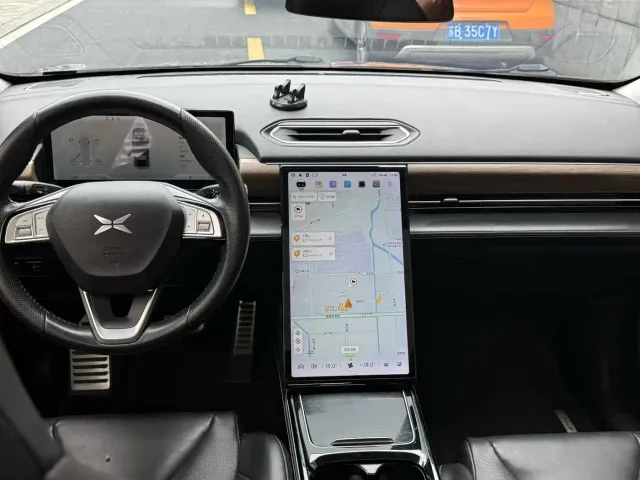 Xpeng P5 — Фото автомобиля 7