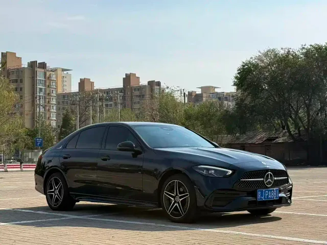 Mercedes-Benz C-Class — Фото автомобиля 3
