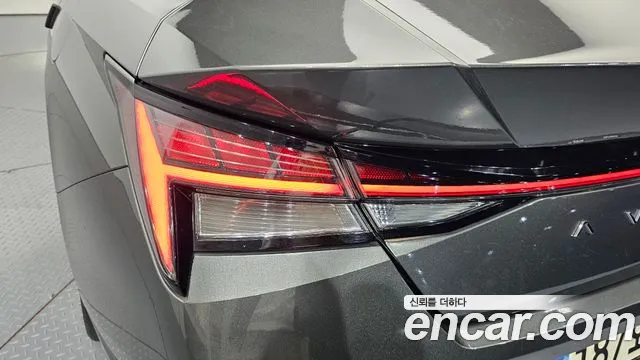 Hyundai Avante CN7 — Фото автомобиля 8