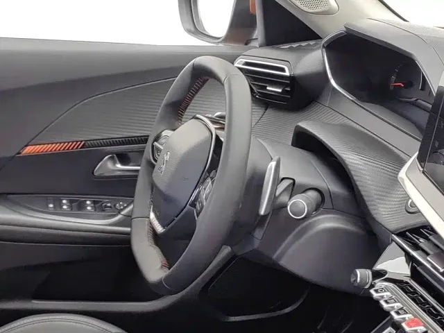 Peugeot 2008 — Фото автомобиля 22