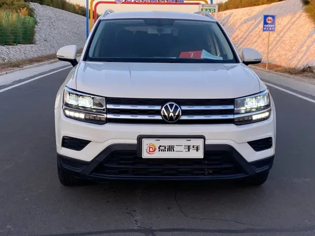 Volkswagen Tharu — Фото автомобиля 3