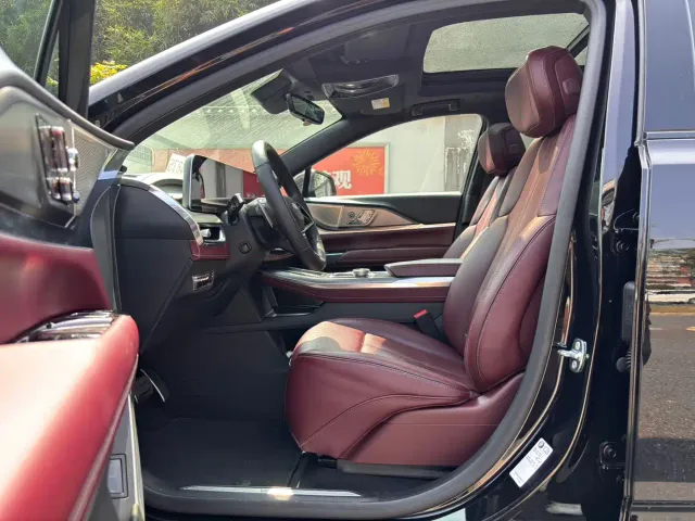 Cadillac XT5 — Фото автомобиля 5