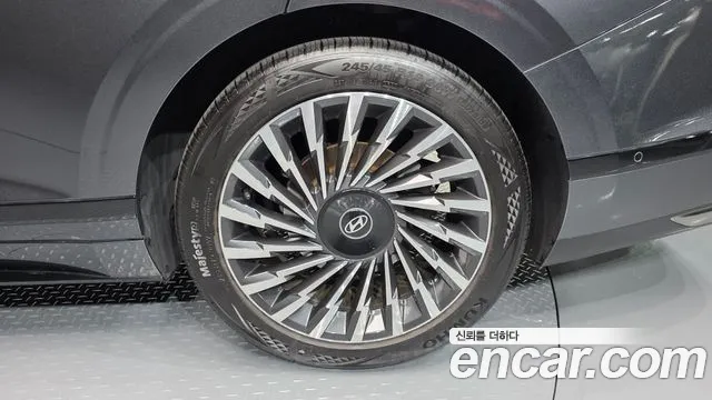 Hyundai Grandeur GN7 — Фото автомобиля 6