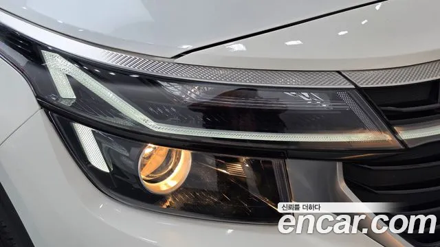 Kia Seltos Новый Seltos Бензин 1.6 турбо 2WD — Фото автомобиля 21