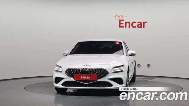 Genesis G70 — Фото автомобиля 3