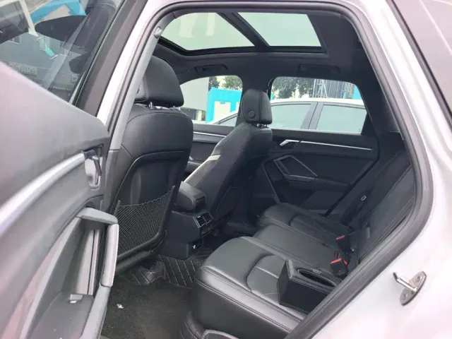 Audi Q3 — Фото автомобиля 9