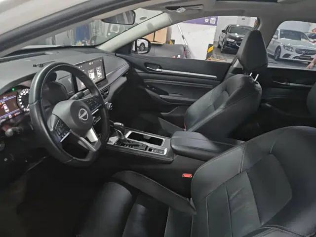 Nissan Teana — Фото автомобиля 14
