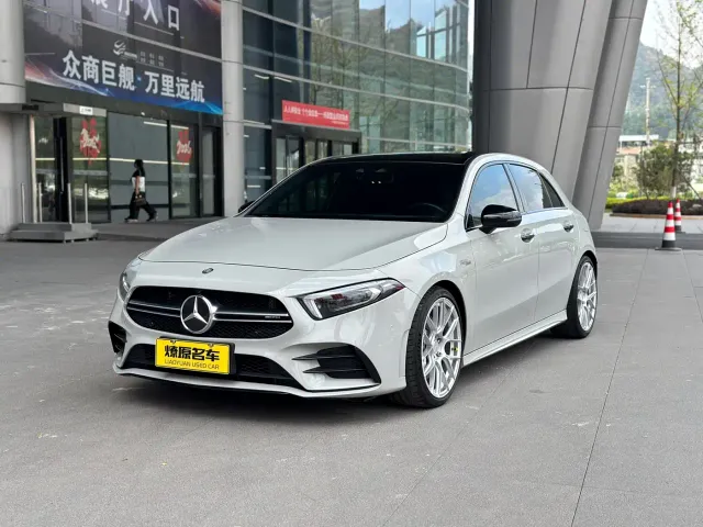 Фотография автомобиля — Mercedes-Benz A-Class AMG
