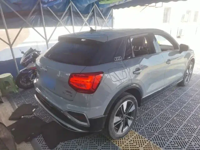Audi Q2L — Фото автомобиля 6