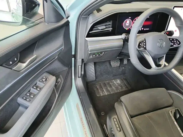 Volkswagen Passat — Фото автомобиля 15