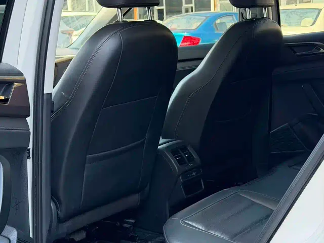 Volkswagen Tharu — Фото автомобиля 8