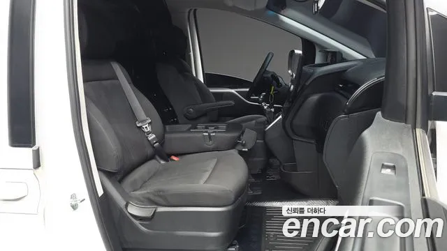 Hyundai Staria Staria Карго 3 места — Фото автомобиля 11
