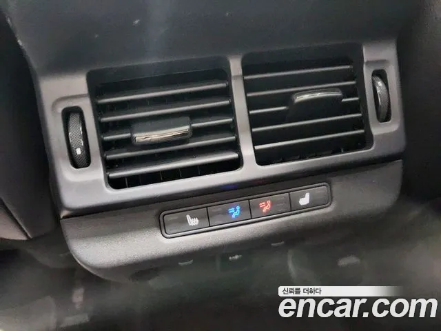 Land Rover Range Rover Evoque — Фото автомобиля 12