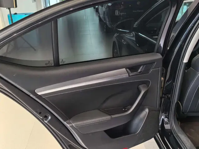 Skoda Superb — Фото автомобиля 9