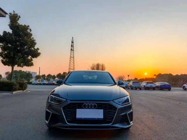 Audi A4L — Фото автомобиля 2