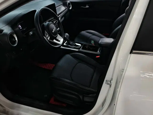 Kia K3 — Фото автомобиля 4