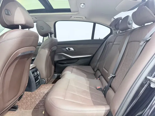 BMW 3 Series — Фото автомобиля 9