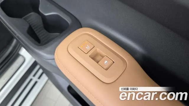 Hyundai Santafe Santa Fe (MX5) Бензин 2.5T 4WD — Фото автомобиля 18
