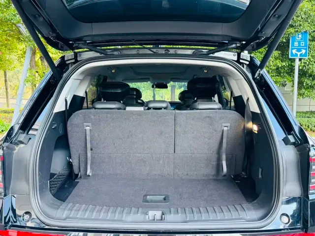 Ford Edge — Фото автомобиля 13