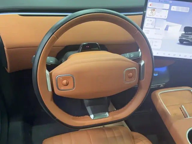 Changan Qiyuan E07 — Фото автомобиля 2