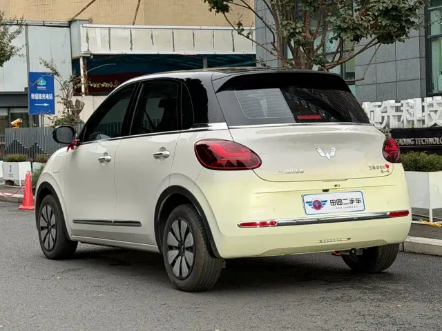 Wuling Bingo — Фото автомобиля 4
