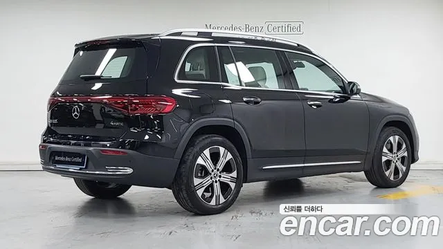 Mercedes-Benz EQB — Фото автомобиля 2