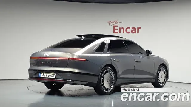 Hyundai Grandeur GN7 — Фото автомобиля 2