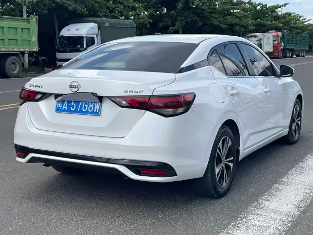 Nissan Sylphy — Фото автомобиля 9