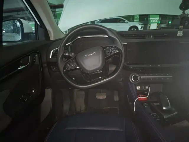 Dongfeng Fengshen AX7 — Фото автомобиля 6