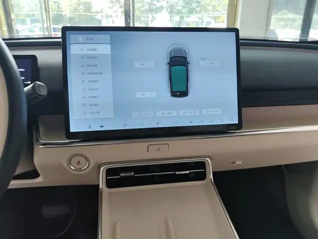Toyota BoZhi 3X — Фото автомобиля 12