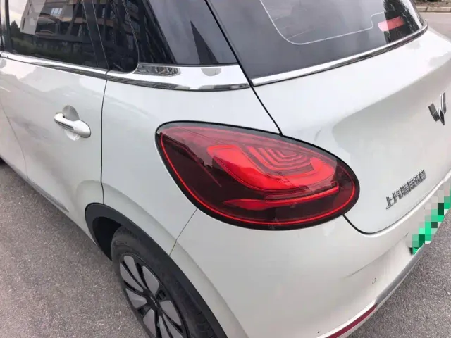 Wuling Bingo — Фото автомобиля 4