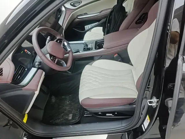BYD Seal 07 DM-i — Фото автомобиля 10