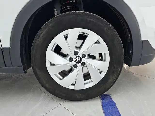 Volkswagen Tharu — Фото автомобиля 6
