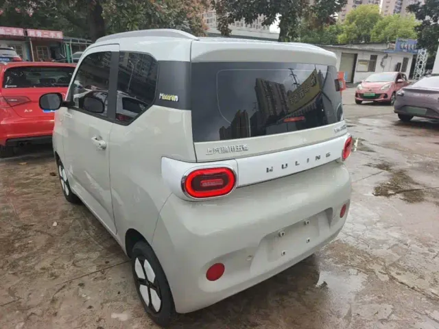Wuling Hongguang Mini EV — Фото автомобиля 4