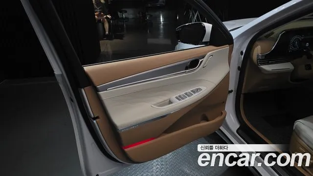 Hyundai Grandeur Grandeur (New) — Фото автомобиля 13