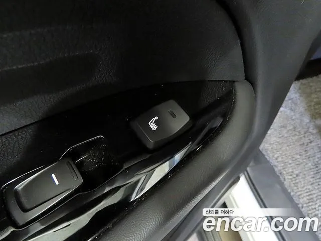 KG_Mobility_Ssangyong Rexton Новый Rexton Sport Khan Дизель 2.2 4WD — Фото автомобиля 15