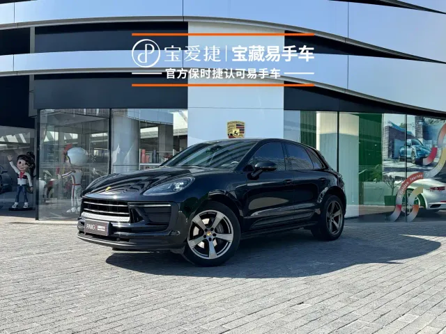 Фотография автомобиля — Porsche Macan