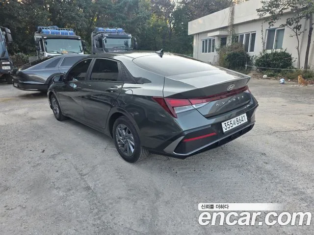 Hyundai Avante CN7 — Фото автомобиля 6